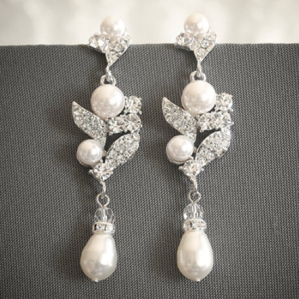 Swarovski Rhinestone & Pearl Cluster Earrings